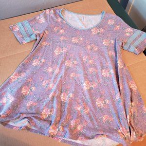 LuLaRoe Perfect T